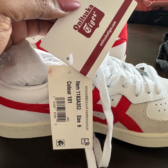 NWT Onitsuka Tiger by Asics White and Red Colorway - Picture 2 of 6